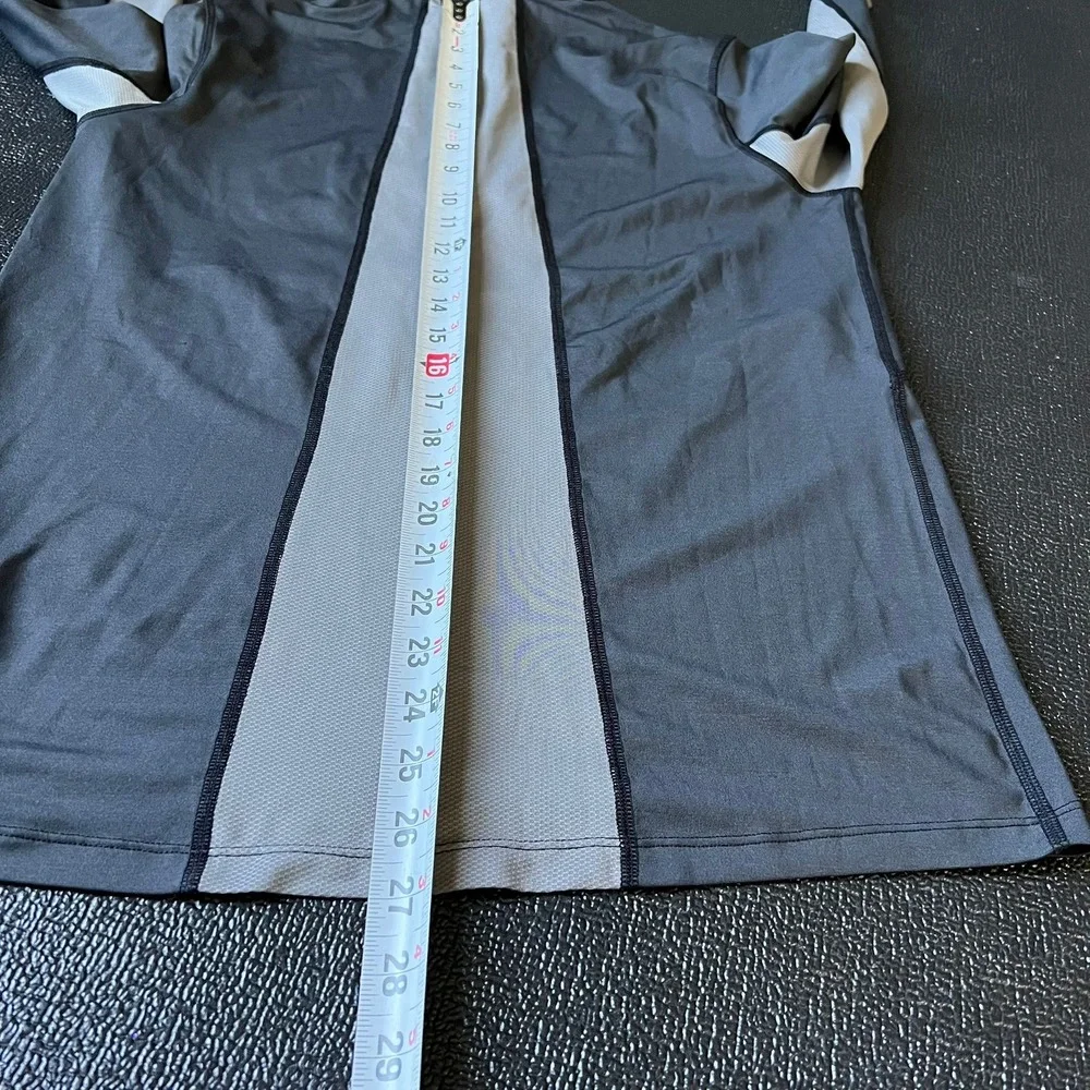 The North Face Mens Quarter Zip Performance Pullover Gray Mesh Panel‎ Small S/P